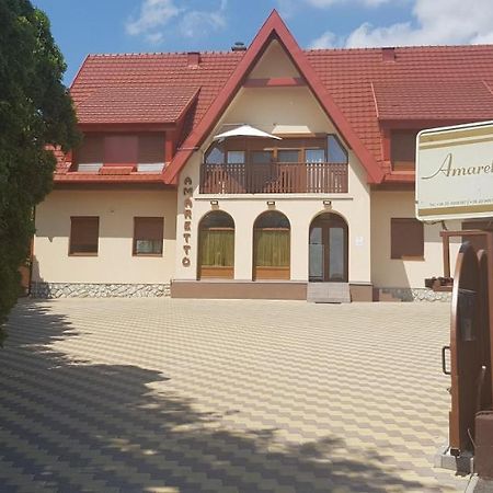 Amaretto Szallas ميسكولك المظهر الخارجي الصورة