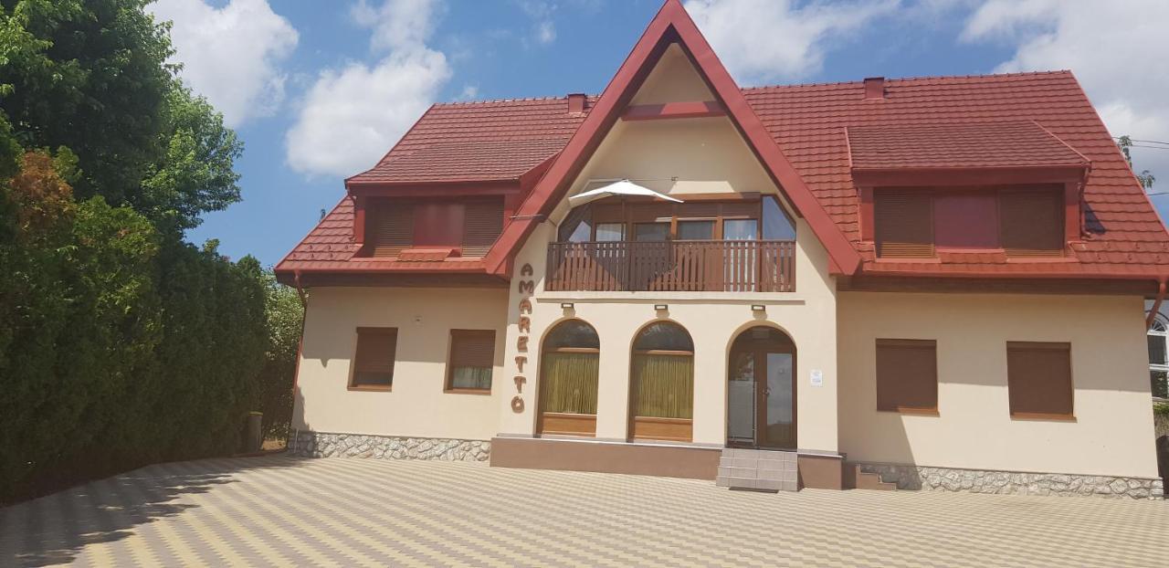 Amaretto Szallas ميسكولك المظهر الخارجي الصورة